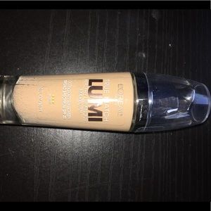 Loreal True Match Lumi Foundation
